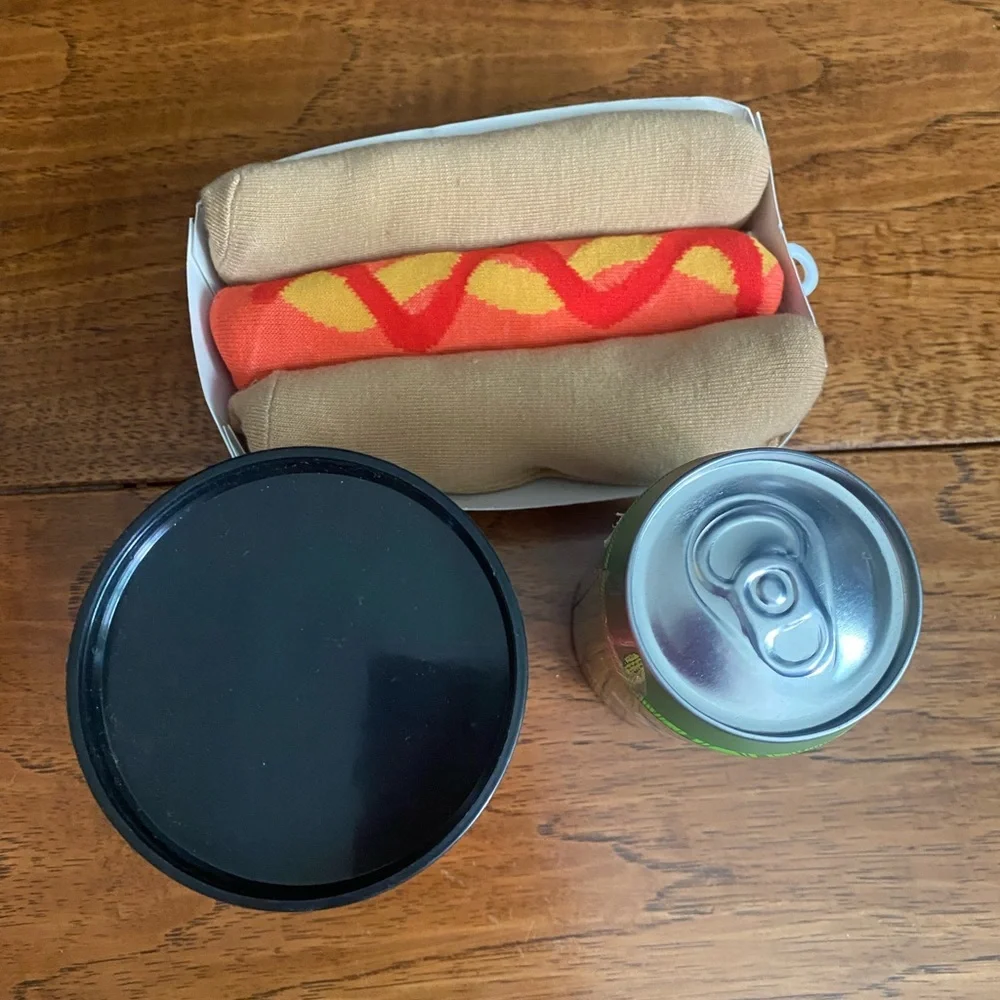 🆕 2 pairs of BOXERS & 3 pairs of SOCKS- just in time for FATHERS DAY🍻🌭